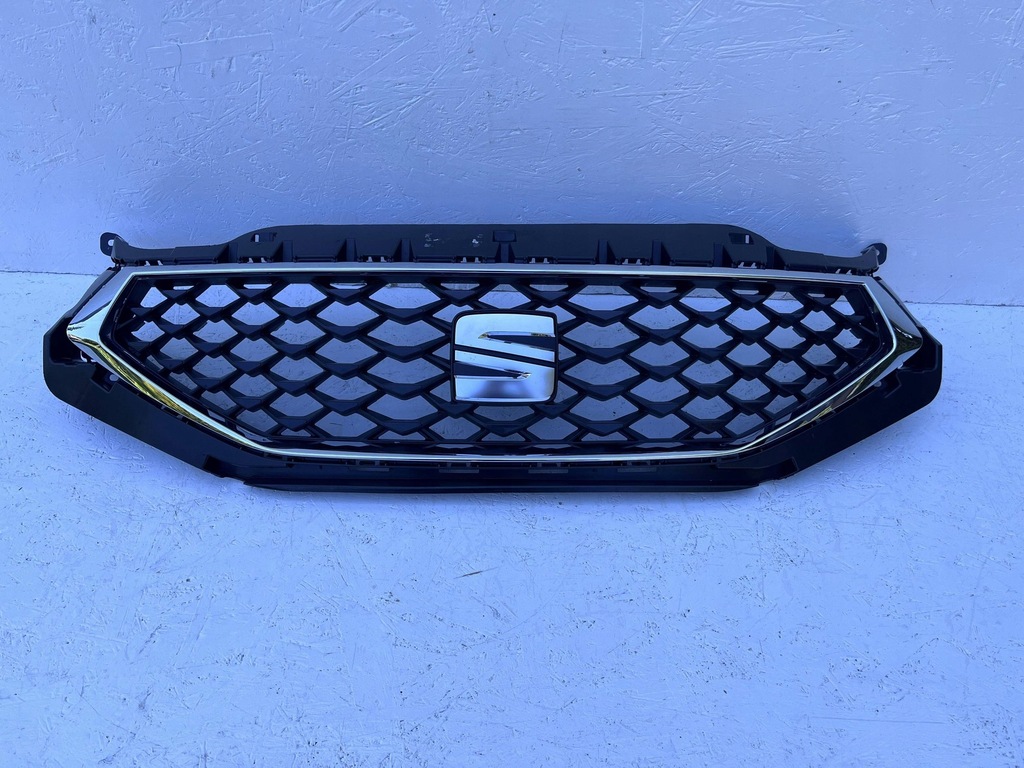 фото №1, Seat leon iv 4 2020 -решётка радиатора решётка радиатора 5fa853651e оригинал