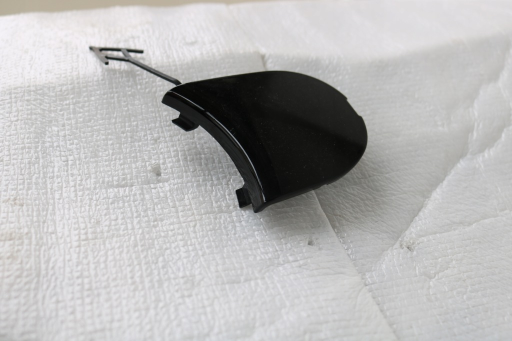 фото №1, Opel adam заглушка фаркоп бампер задня 13356474 .