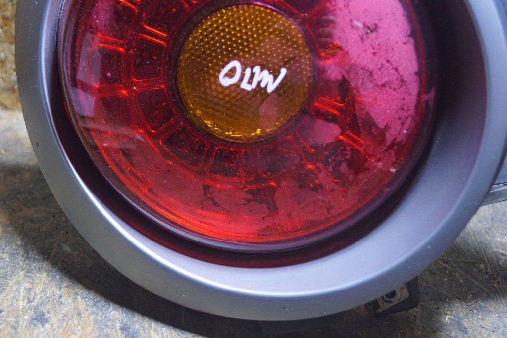 фото №4, Alfa romeo mito лампа левый задняя c1708