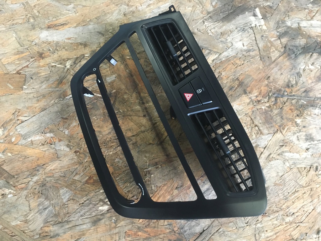 фото №2, Hyndai i20 ii 15-18 панель рамка решітка радіо обдув europa