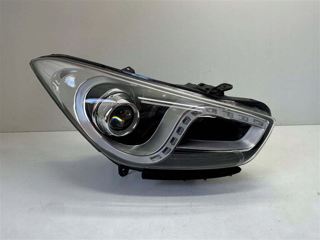 фото №1, Hyundai i40 11-14r. лампа перед ксенон led eur.org