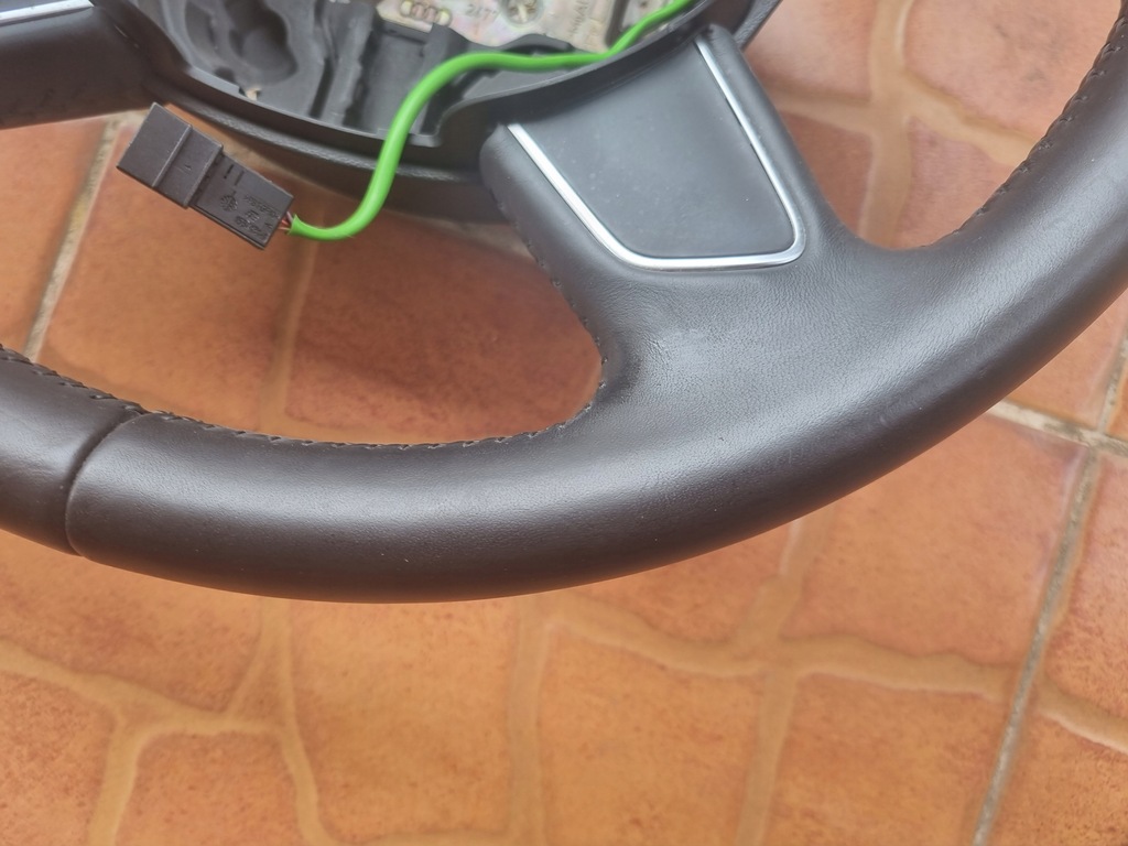 фото №5, Audi q3 8u0 воздуховод кожаный