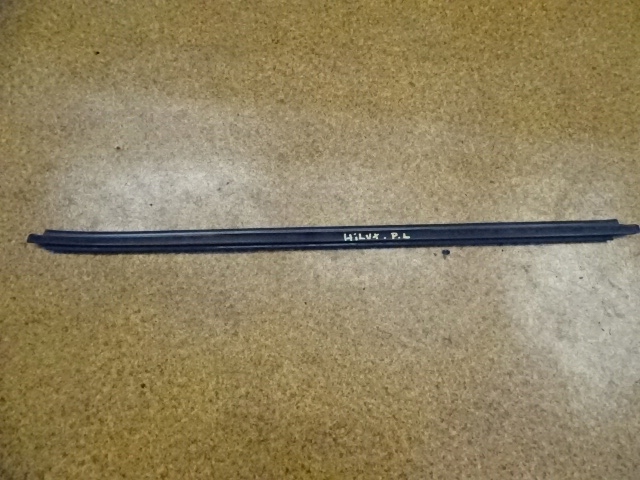 фото №1, Toyota hilux 07r # молдинг zbierająca перед левый