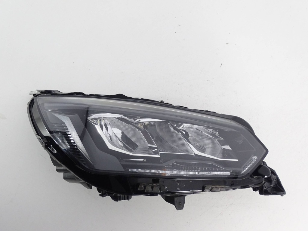 Купити Фара перед передня правий peugeot 2008 208 2 2 19-23 full led
