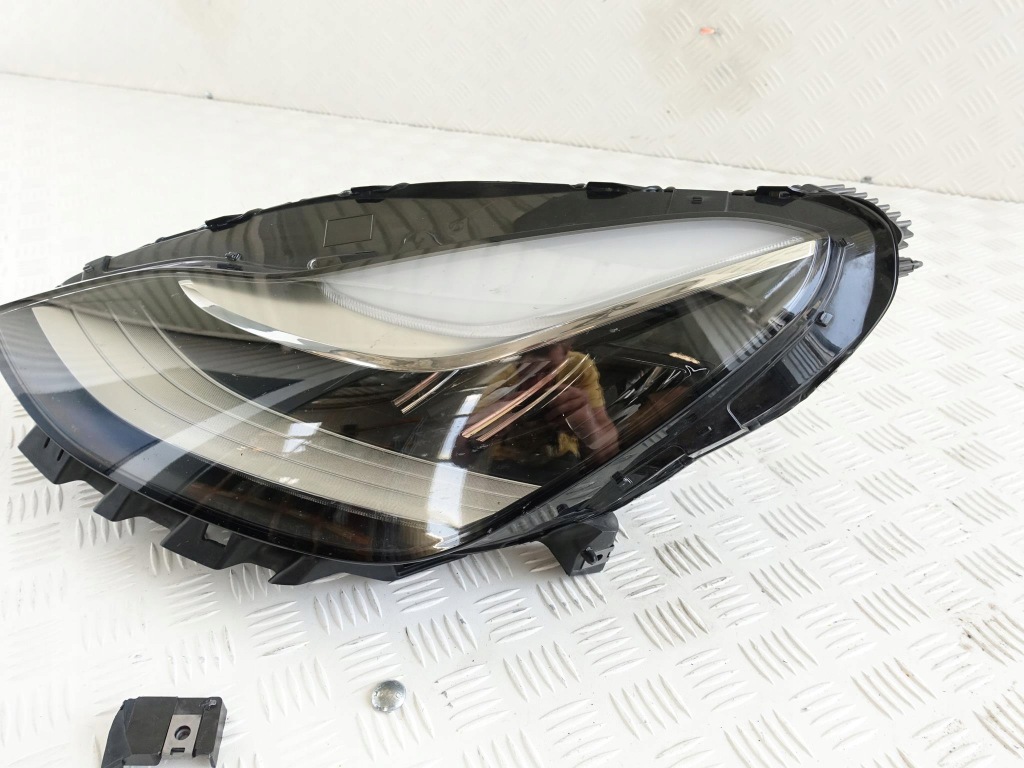 Tesla model 3 3 17-20 фара full led ліва перед Доставка