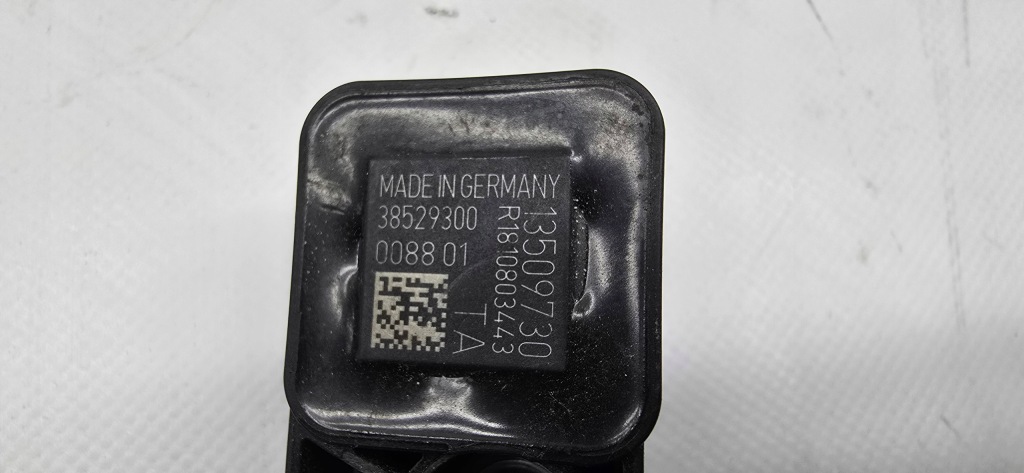 Датчик удара opel insignia b 13509730 в Украине