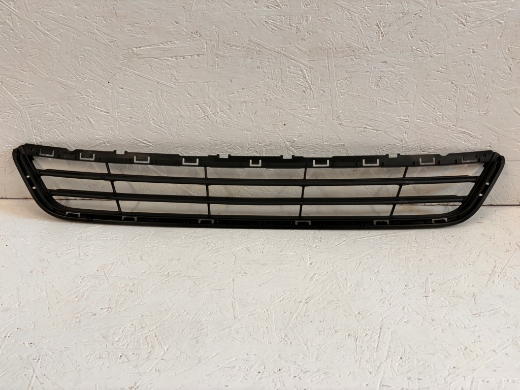 Купить Ford mondeo mk5 решётка бампера перед ds73-17b968