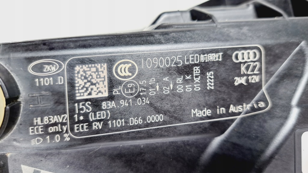 фото №14, Audi q3 ii 83a 2018+ лампа права full led 83a941034