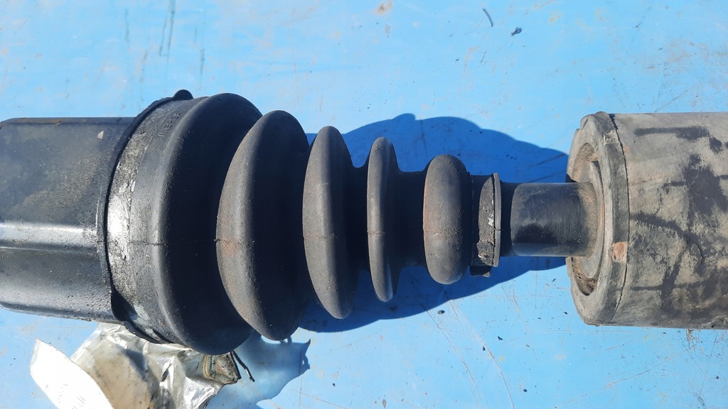 фото №6, Привідний вал ліва volvo v70 xc70 2.4t 200km