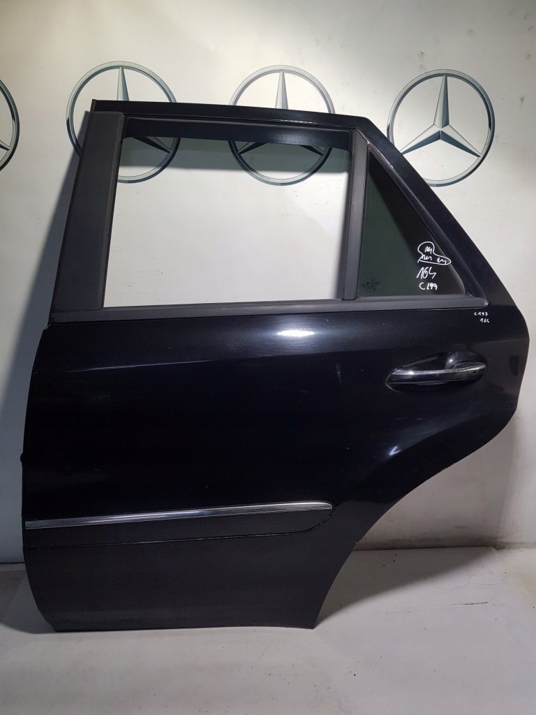 Купити Двері лівий задній mercedes ml w164 c197 197