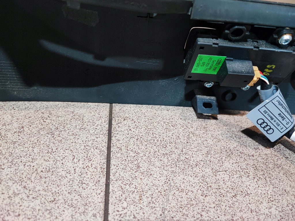 фото №8, Защита корпус foltela левая audi a8 d3