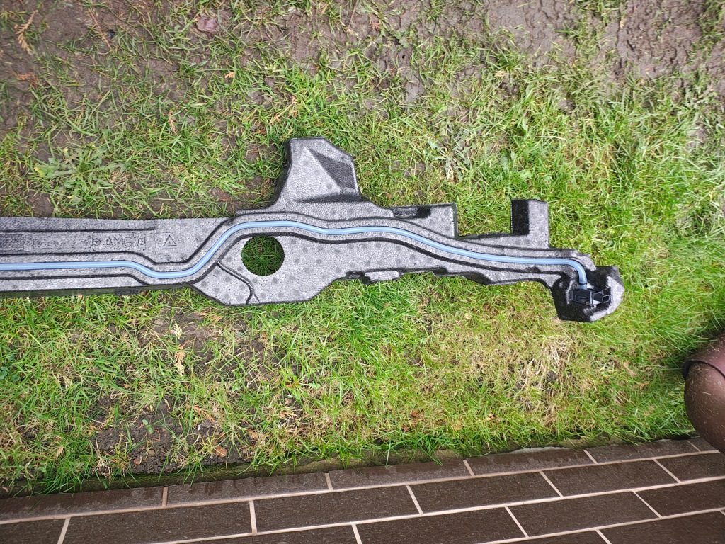 Mercedes w206 amg абсорбер пена передняя перед пенопласт датчик пешеходов в Украине