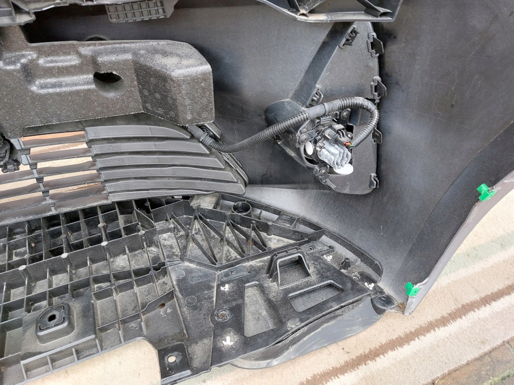 Бампер перед opel corsa f 23r kca Доставка