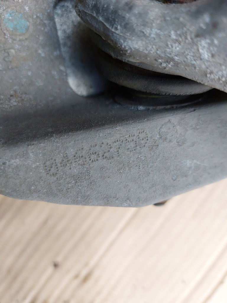 фото №5, Поворотний кулак ліва перед важелі aston martin vantage 17r 4.7 v8