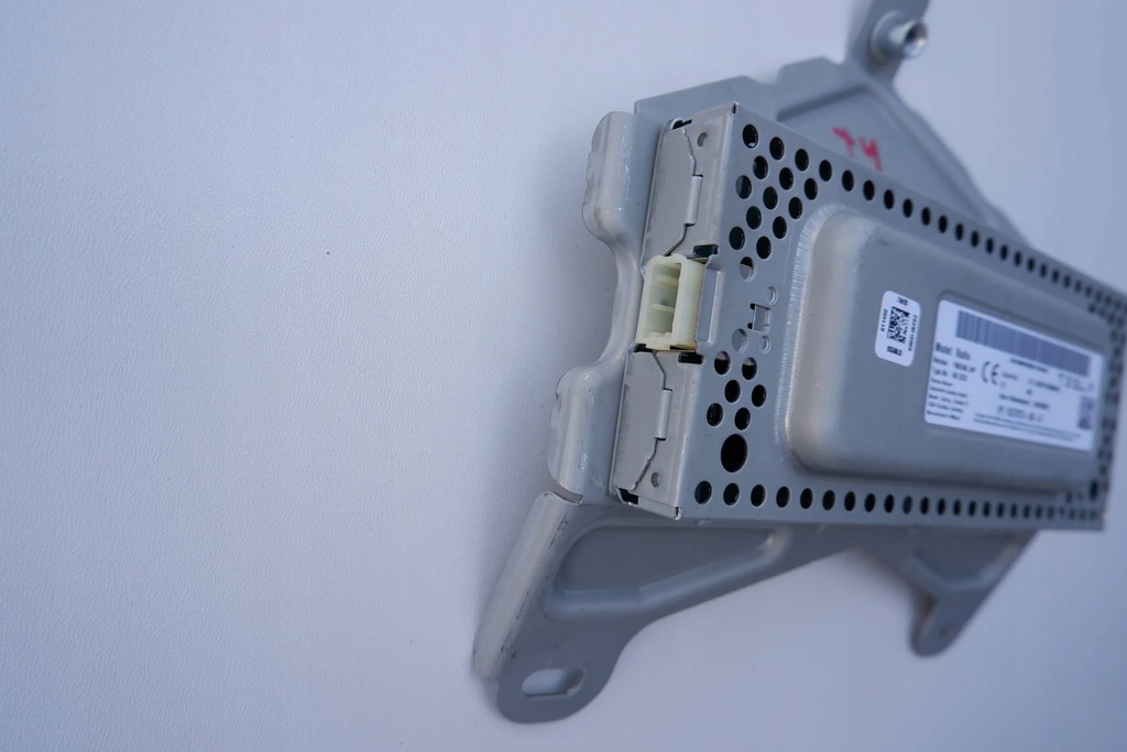 фото №4, Tesla y модуль радіо 1527973-00-d