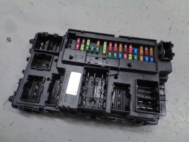 фото №1, Galaxy mk4 16r. 2.0 tdci коробка запобіжників