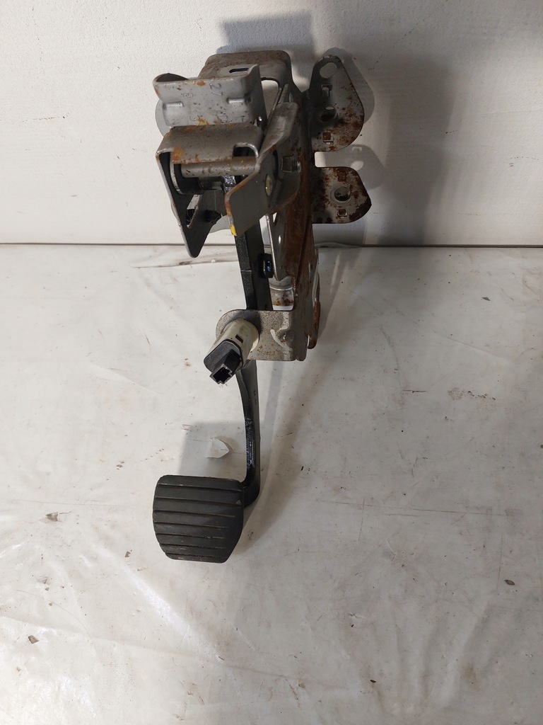 фото №3, Педаль гальма renault scenic iii eu