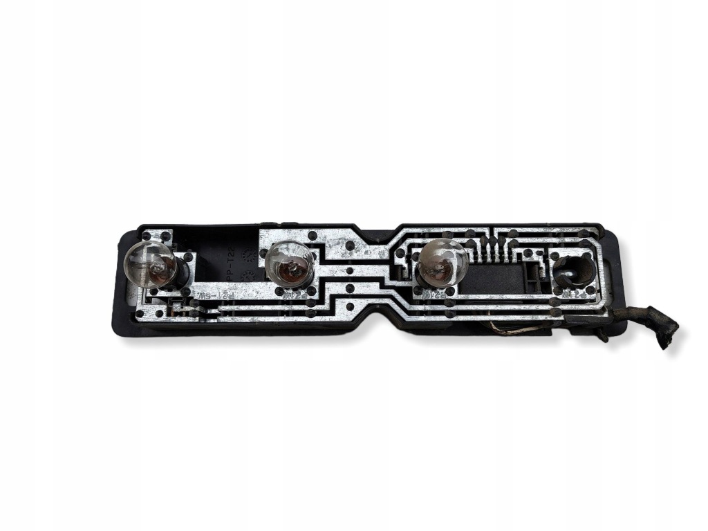 Купить Вкладыш фонари правый задний  mercedes sprinter w903