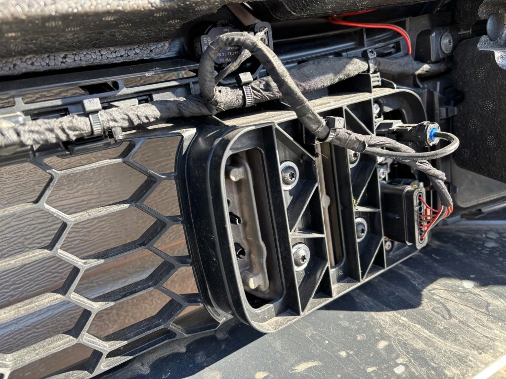 Audi a5 b10 бампер перед kompletny pdc омивачі камера радар в Україні