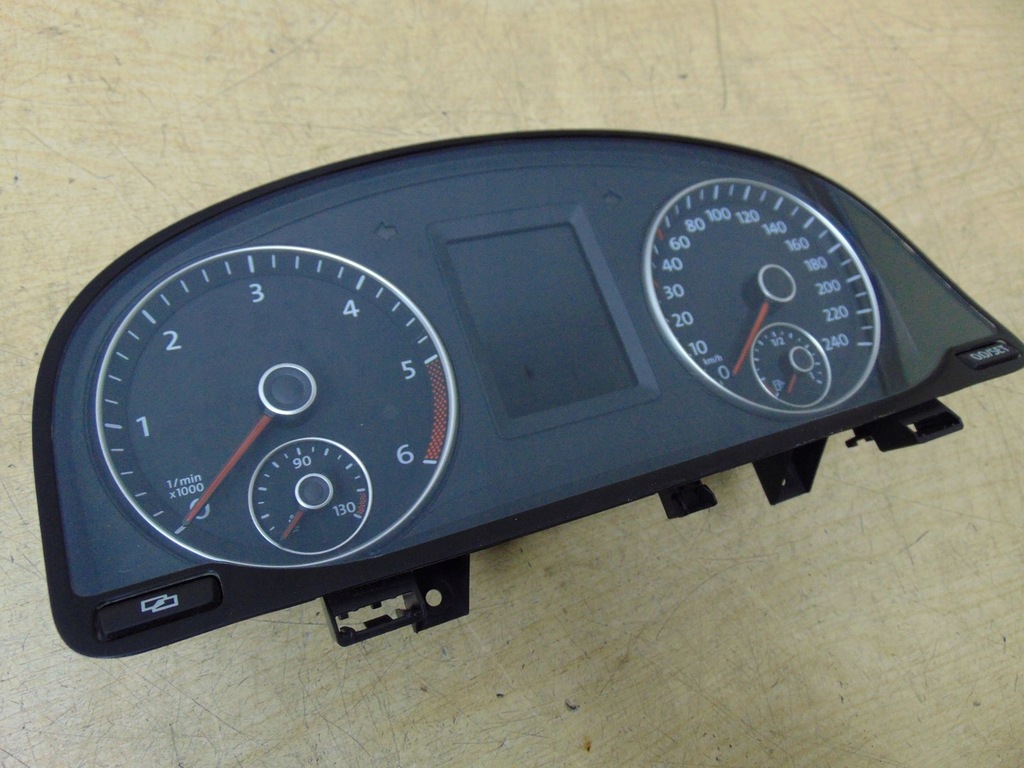 фото №6, Счетчик приборная панель vw touran 2010- 1.6 tdi 1t0920881a