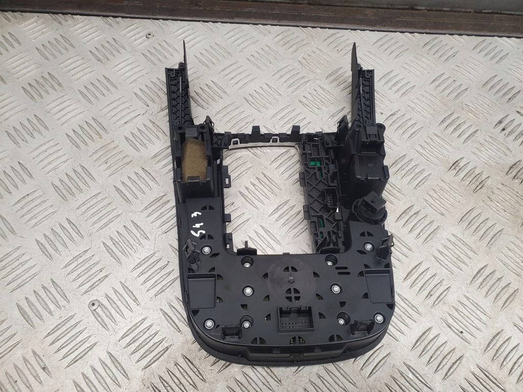 фото №8, Audi a4 s4 b8 8k 8t0919609g панели управление, переключатели