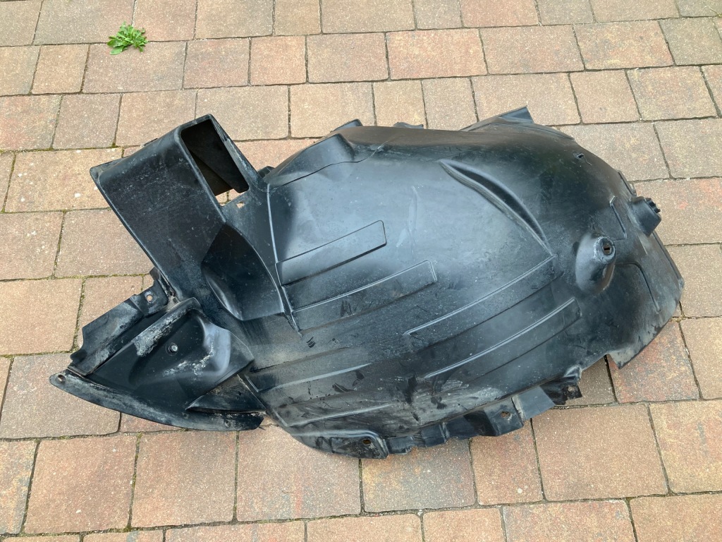 Купити Підкрилок лівий перед mercedes sprinter w907 a9076840000