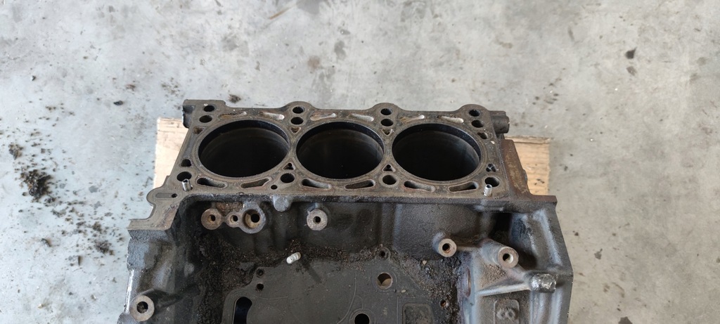 фото №6, Блок двигателя audi a4 a6 2.7 tdi bpp 059103021al