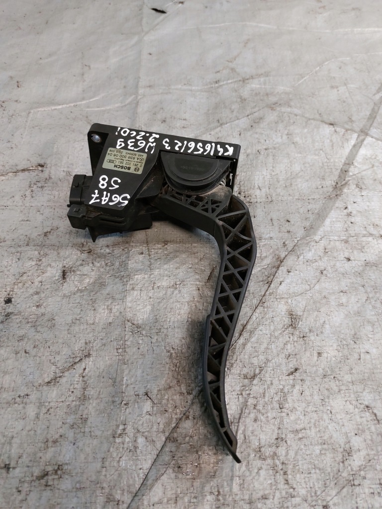 фото №1, Потенциометр газа mercedes vito w639 2.2cdi