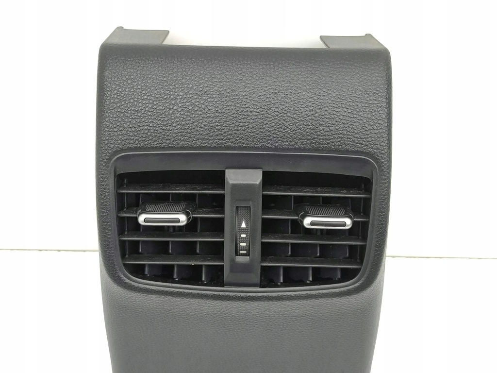 фото №8, Toyota corolla e210 e21 2022 решётка обдув задняя туннель среднего