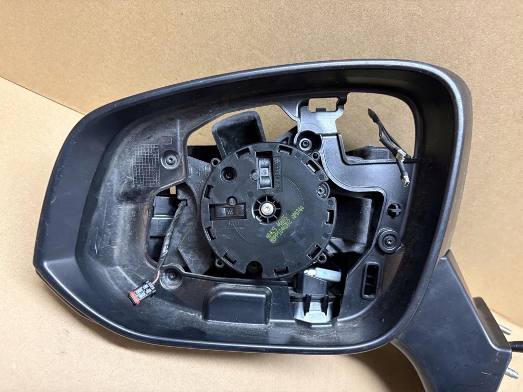 Toyota highlander iv дзеркало зовнішнє ліва 14 pin 87940-0e491 Доставка