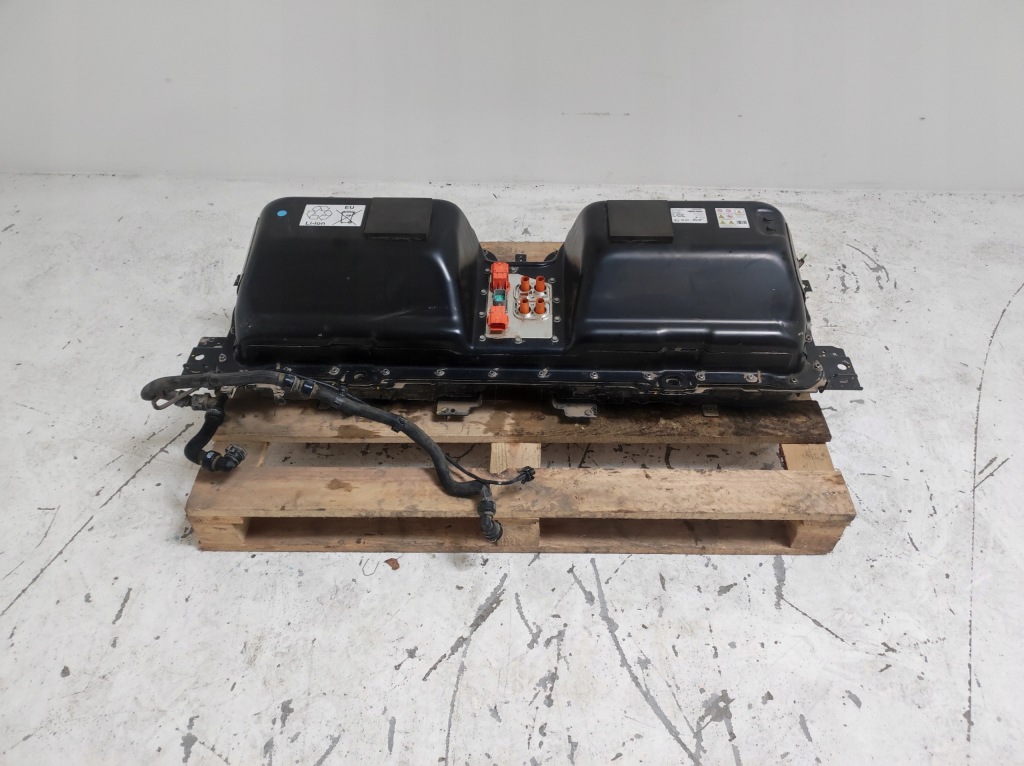 фото №1, Аккумулятор 3008 ii 2 lift 1.6 thp гибрид