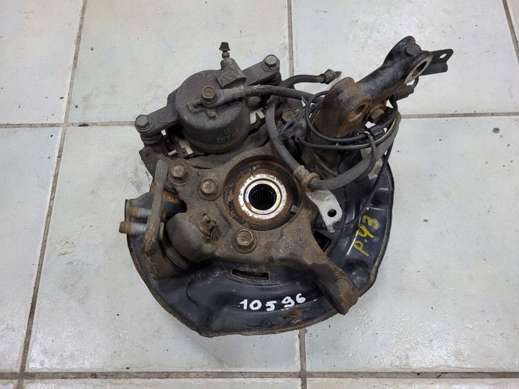 фото №6, Поворотный кулак ступица перед правая сторона toyota prius plus 2015