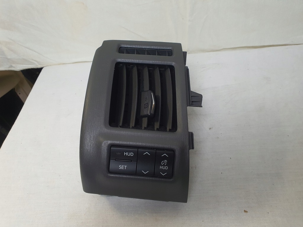 фото №1, Впуск решётка обдув toyota prius iii левая