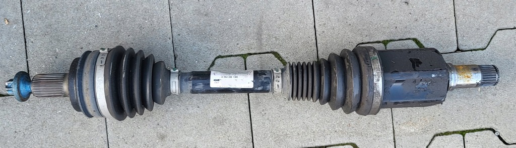 фото №1, Mercedes w253 glc привідний вал ліва 4matic a2533301300