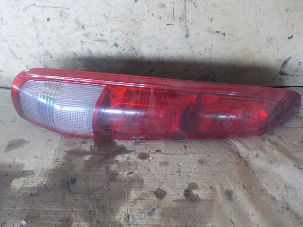 фото №1, Nissan xtrail 2.2dci лампа левый задняя