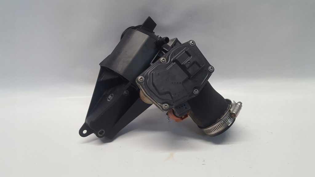 фото №1, Ford b-max дросельна заслінка 1,0 cm5g-9f991-fb