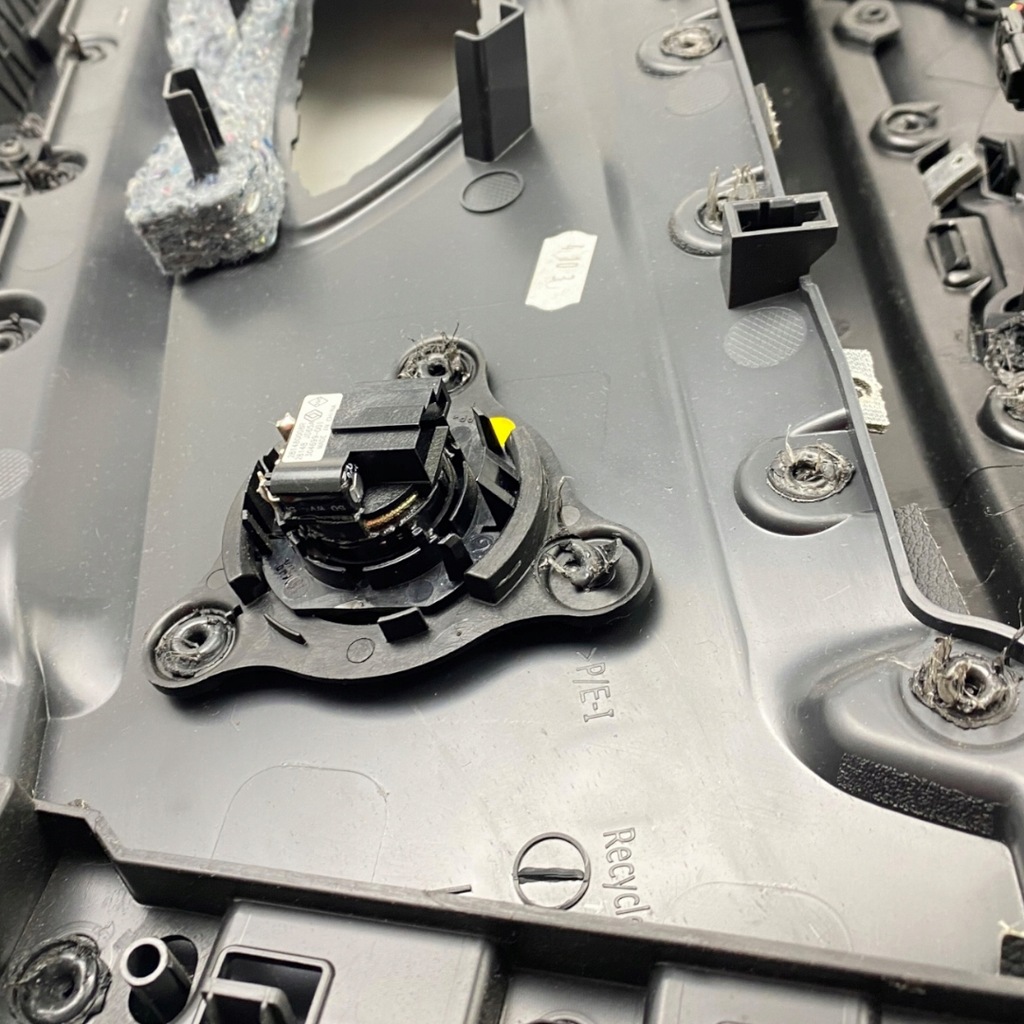 фото №10, Оббивка двері лівий задня renault scenic iv