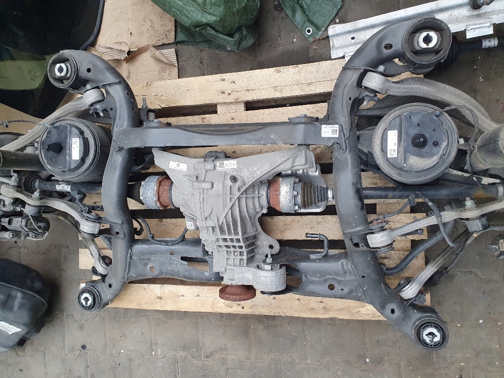 Купити Audi a6 c8 4k підрамник підсилювач  заднього підвіска quattro 4k0505235al ідеальна