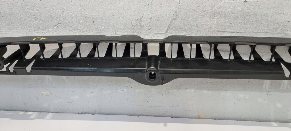 фото №5, Напрямна бампера задня bmw i3