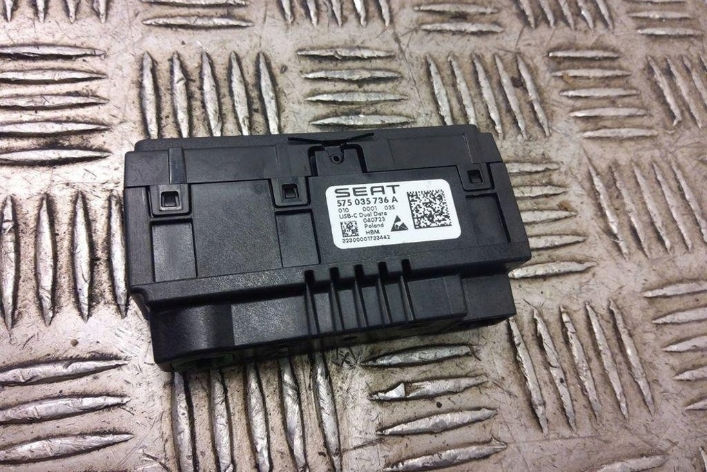 фото №7, Датчик дощу seat arona kj7 5ta845109 1.5l бензиновий 110kw 2023