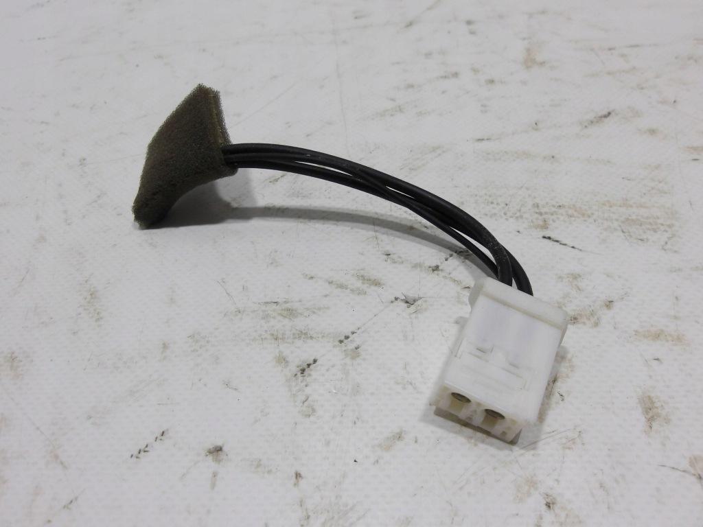 Штекер колодка з'єднувач радіо toyota avensis t27 Ціна