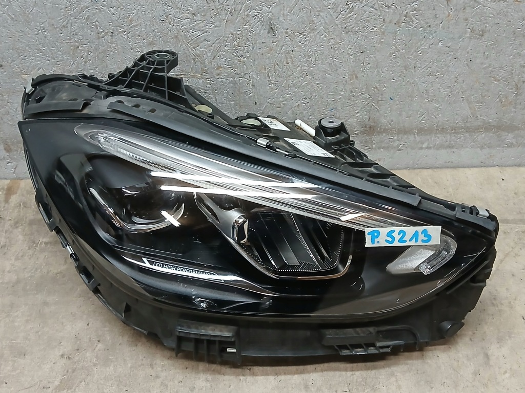 фото №1, Лампа перед правая mercedes c klasa w206 full led hp a2069068204