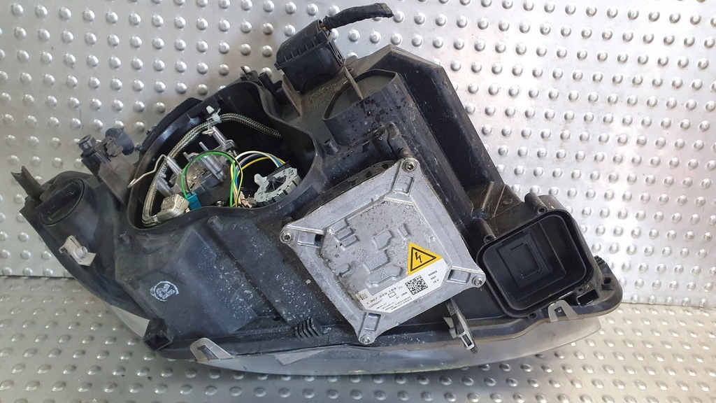 фото №7, Лампа ксенон перед ліва bmw 3 e92 e93 7162127 06-