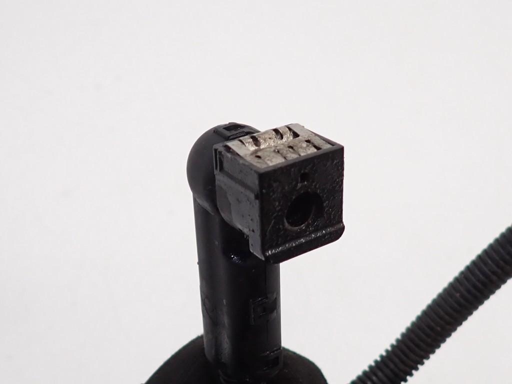 фото №9, Шланг электропроводка adblue 5r3131961 vw caddy v 2k 2k7 2.0 tdi dtr 23r