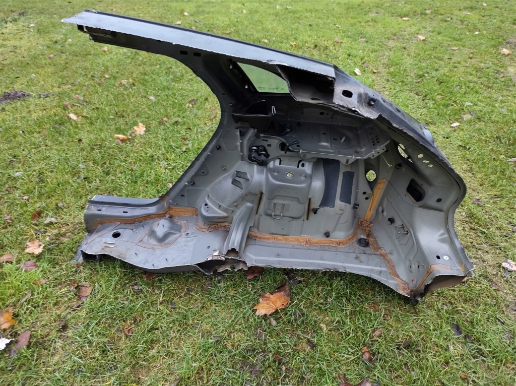 фото №5, Volvo v40 12- чверть крила задня правий