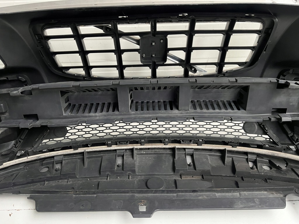 фото №16, Бампер перед передній volvo xc70 ii