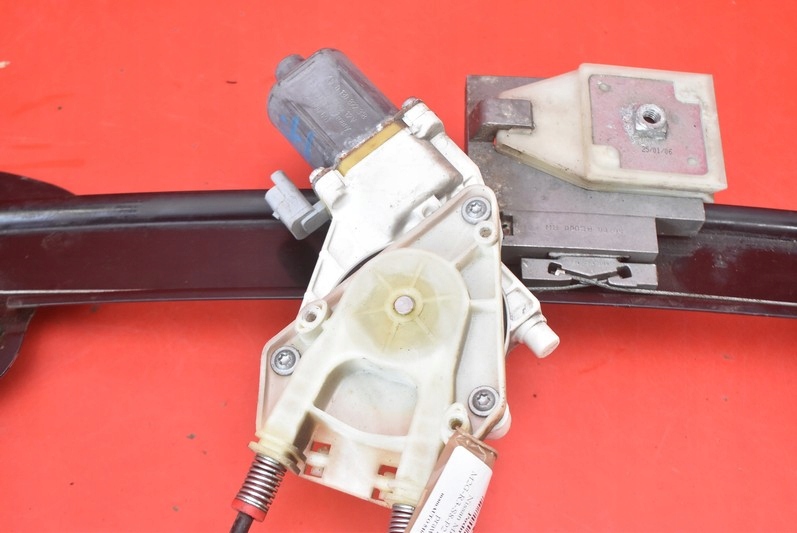 фото №15, Подъемник стекло правый перед 0130822318 nissan micra k12 cabrio 02-07