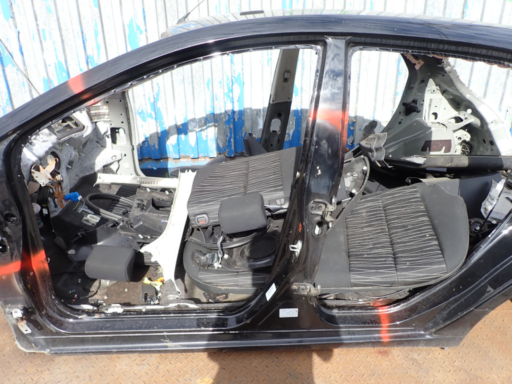 фото №1, Mazda 2 ii de hb 5d порог левый блок двигателя четверть