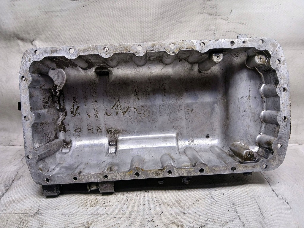 фото №8, Поддон масляная 9642134480 peugeot 307 2.0 hdi