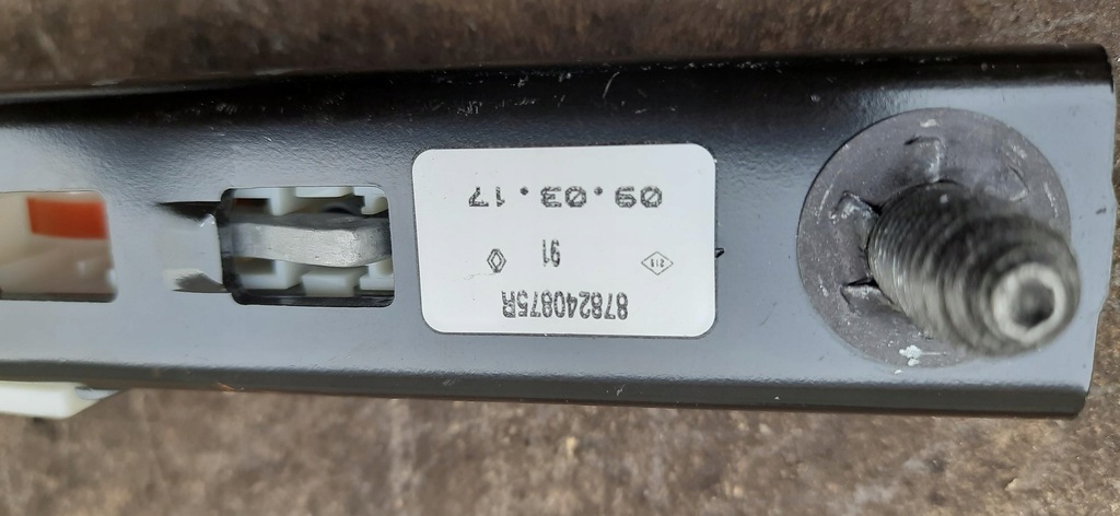 фото №5, Регулювання ременів правий перед scenic iv 878240875r